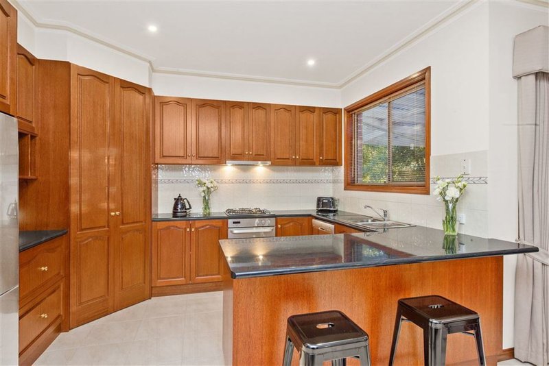 Photo - 2 Catherine Court, Brown Hill VIC 3350 - Image 7