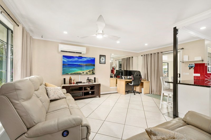 Photo - 2 Catherine Court, Burpengary QLD 4505 - Image 9