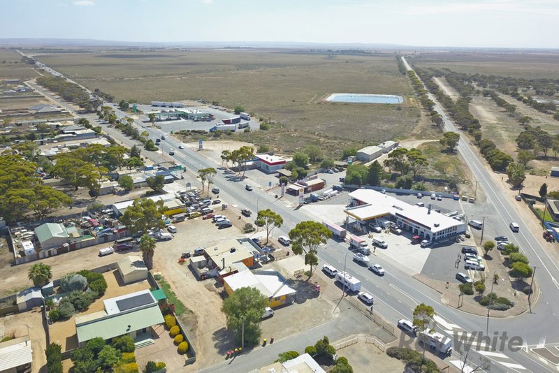 Photo - 2 Catherine Street, Port Wakefield SA 5550 - Image 3