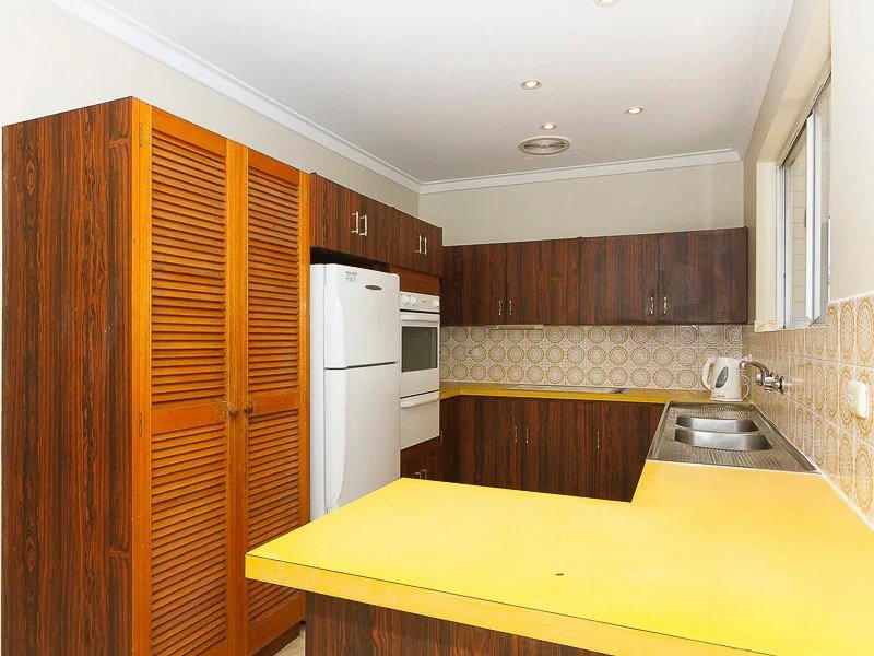 Photo - 2 Centaur Street, Kallaroo WA 6025 - Image 4