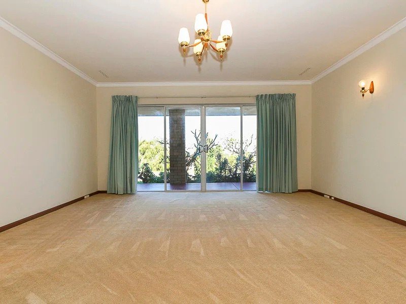 Photo - 2 Centaur Street, Kallaroo WA 6025 - Image 7