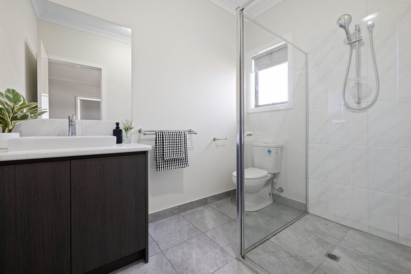 Photo - 2 Cerado Road, Wyndham Vale VIC 3024 - Image 12