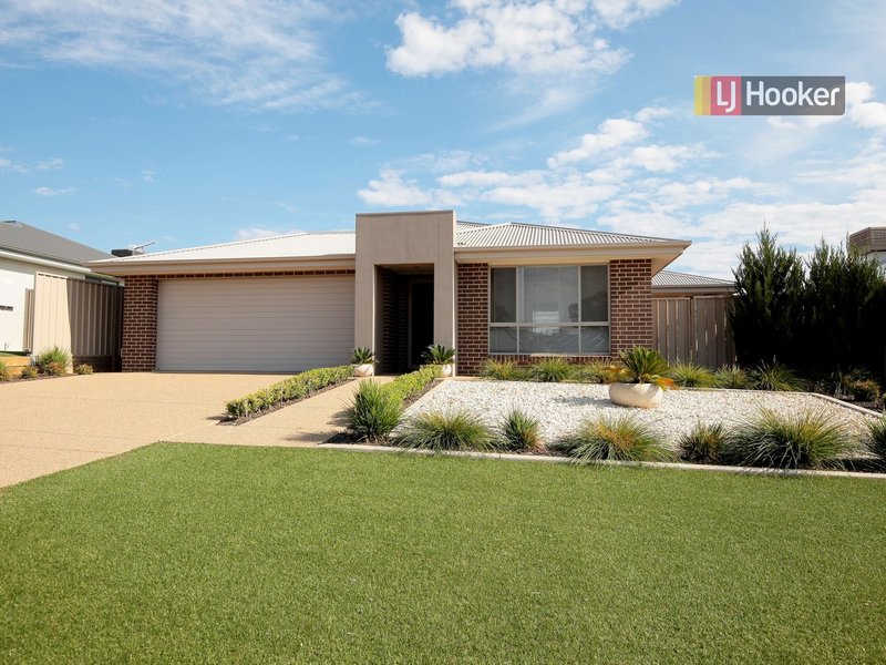 2 Chang Avenue, Lloyd NSW 2650