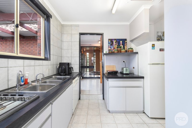 Photo - 2 Charles Drive, Cardigan Village VIC 3352 - Image 6