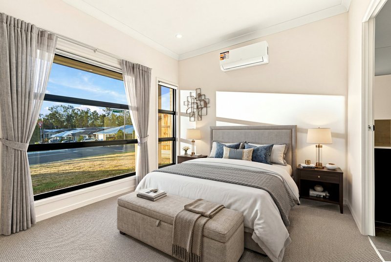 Photo - 2 Charon Way, Ripley QLD 4306 - Image 3
