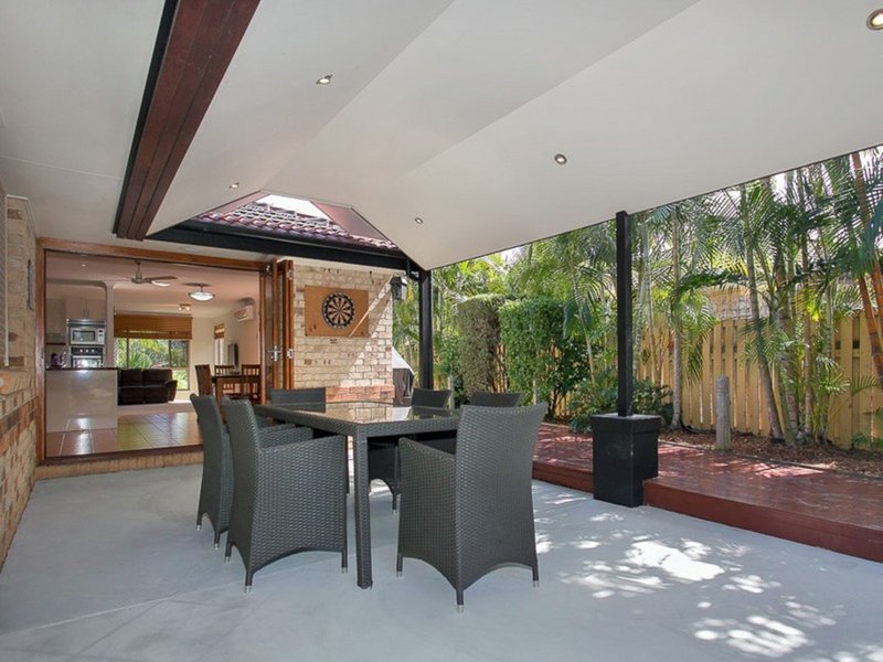 Photo - 2 Chaz Court, Mudgeeraba QLD 4213 - Image 3