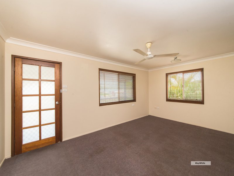 Photo - 2 Cheney Street, Norman Gardens QLD 4701 - Image 5