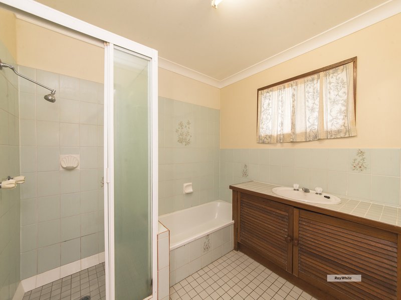 Photo - 2 Cheney Street, Norman Gardens QLD 4701 - Image 6