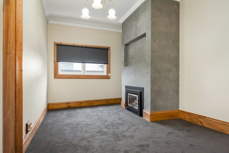 Photo - 2 Chettle Street, Devonport TAS 7310 - Image 3