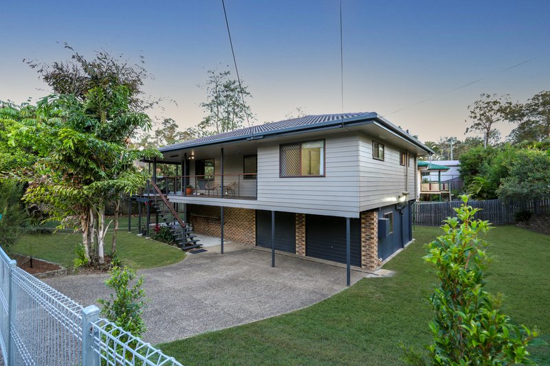 Photo - 2 Chevron Street, Ferny Hills QLD 4055 - Image 15