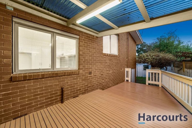 Photo - 2 Chichester Square, Wantirna VIC 3152 - Image 7