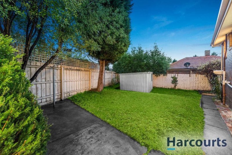 Photo - 2 Chichester Square, Wantirna VIC 3152 - Image 8