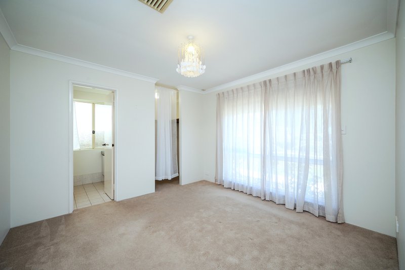 Photo - 2 Chifley Lane, Currambine WA 6028 - Image 7