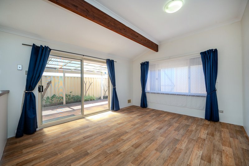 Photo - 2 Chifley Lane, Currambine WA 6028 - Image 17