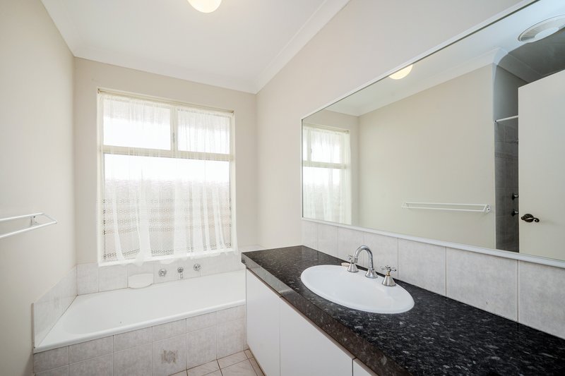 Photo - 2 Chifley Lane, Currambine WA 6028 - Image 19