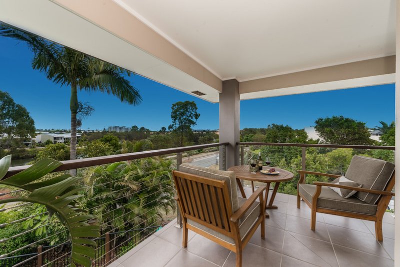 2 Chilton Crescent, North Lakes QLD 4509