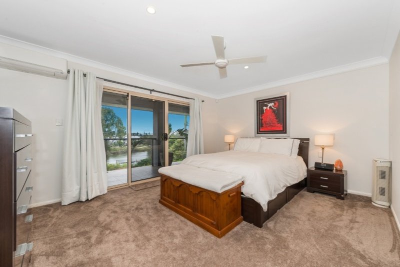 Photo - 2 Chilton Crescent, North Lakes QLD 4509 - Image 12