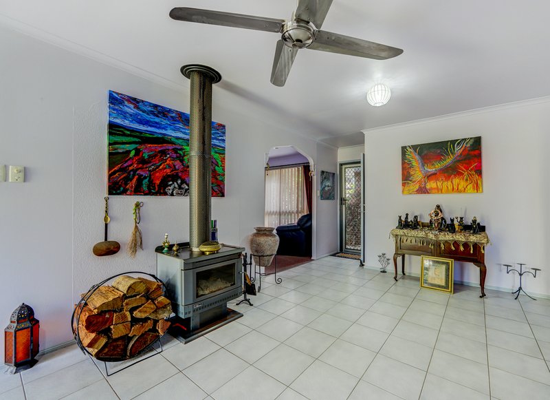 Photo - 2 Chinchilla Street, Mudgeeraba QLD 4213 - Image 6