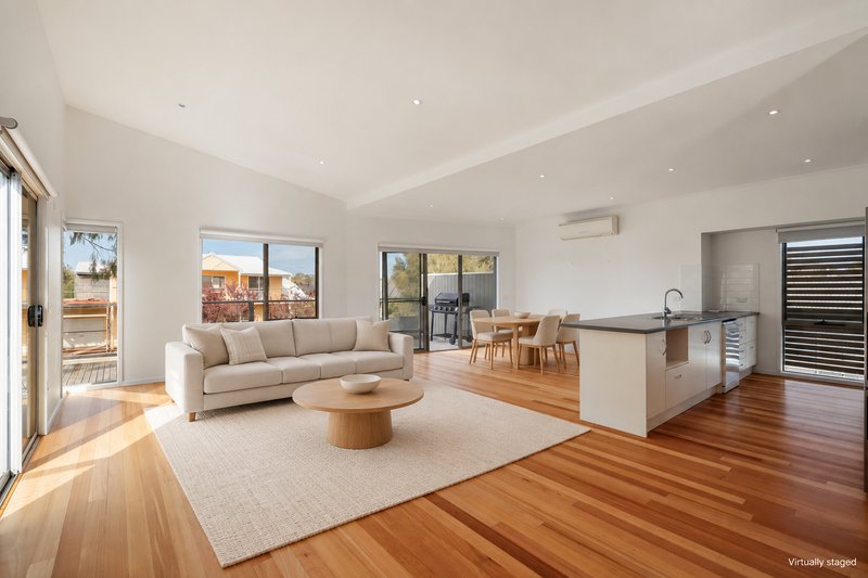 Photo - 2 Chloe Close, Cowes VIC 3922 - Image 2