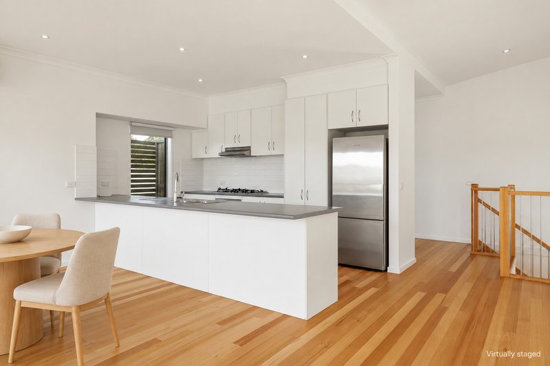 Photo - 2 Chloe Close, Cowes VIC 3922 - Image 6