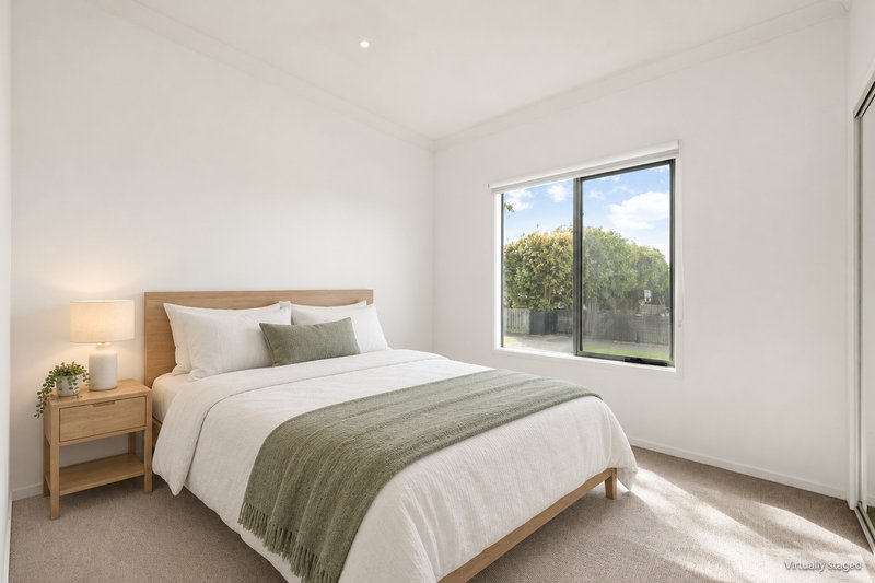Photo - 2 Chloe Close, Cowes VIC 3922 - Image 14