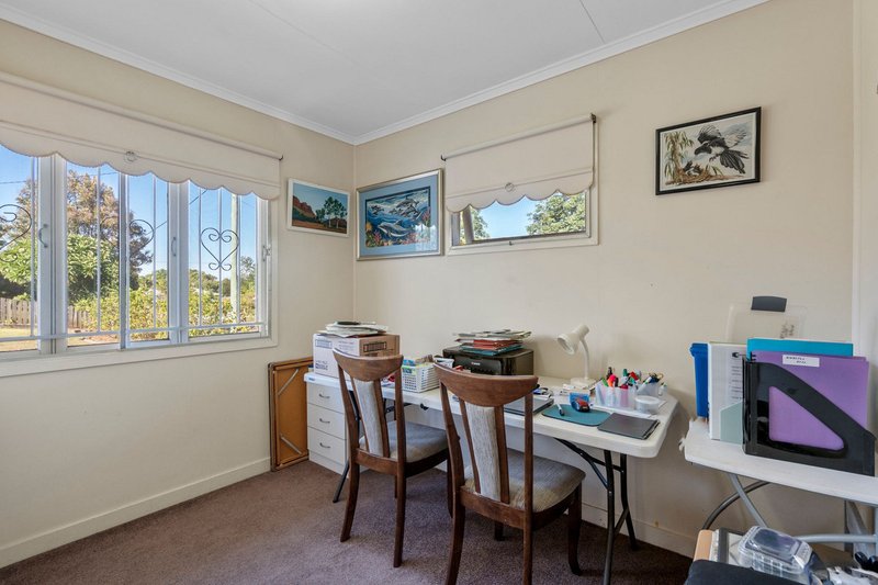 Photo - 2 Chuter Street, Stafford Heights QLD 4053 - Image 5