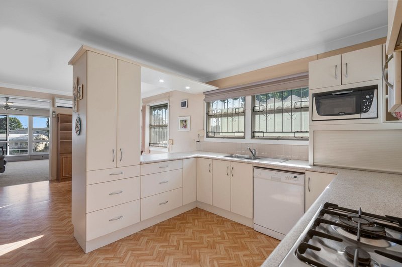 Photo - 2 Chuter Street, Stafford Heights QLD 4053 - Image 10