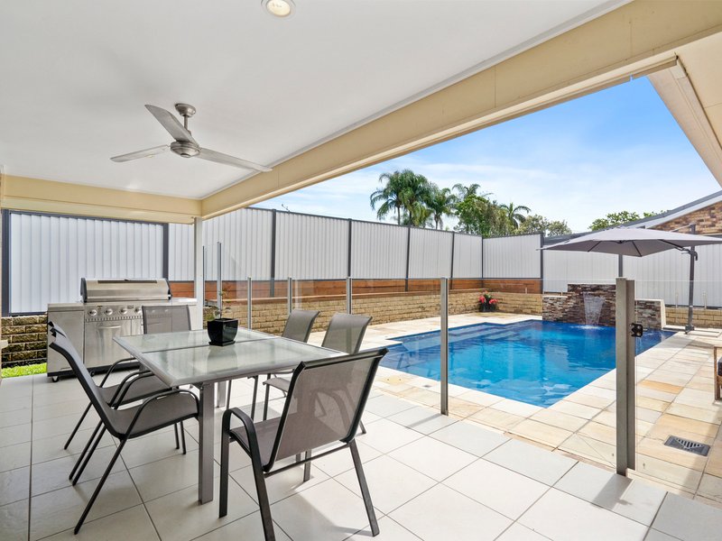 Photo - 2 Cianthus Street, Regents Park QLD 4118 - Image 8