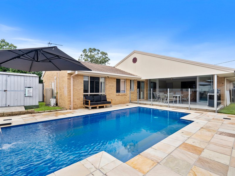 Photo - 2 Cianthus Street, Regents Park QLD 4118 - Image 11