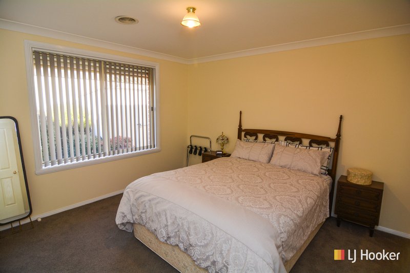 Photo - 2 Claret Ash Avenue, Lithgow NSW 2790 - Image 9