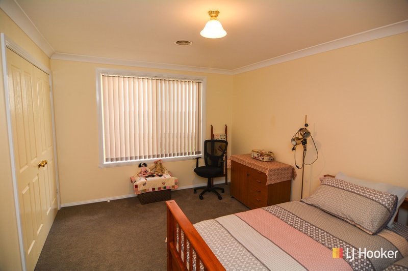 Photo - 2 Claret Ash Avenue, Lithgow NSW 2790 - Image 13