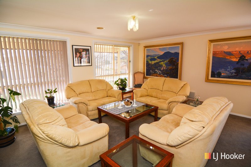 Photo - 2 Claret Ash Avenue, Lithgow NSW 2790 - Image 14
