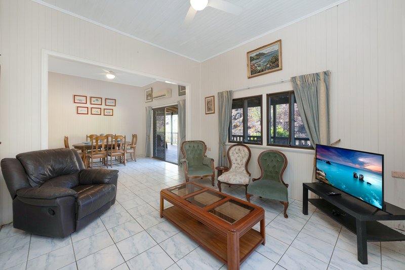 Photo - 2 Claude Street, West End QLD 4810 - Image 6