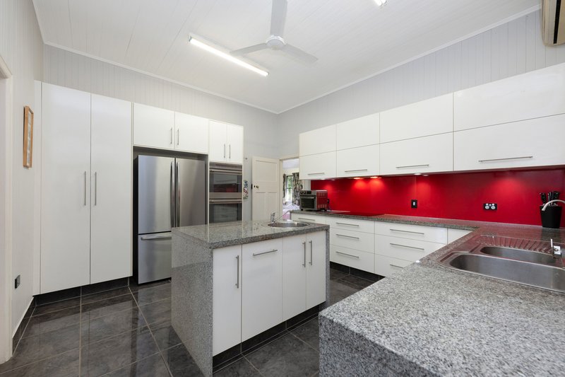 Photo - 2 Claude Street, West End QLD 4810 - Image 8