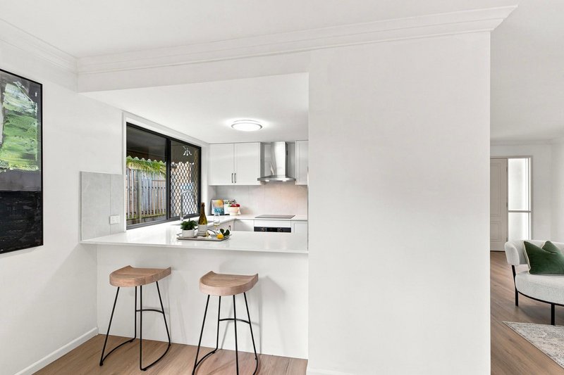 Photo - 2 Clifford Close, Kuraby QLD 4112 - Image 8