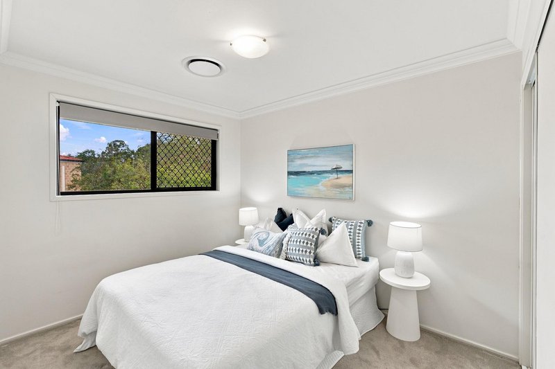 Photo - 2 Clifford Close, Kuraby QLD 4112 - Image 17