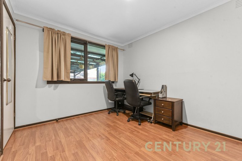 Photo - 2 Close Court, Pakenham VIC 3810 - Image 12