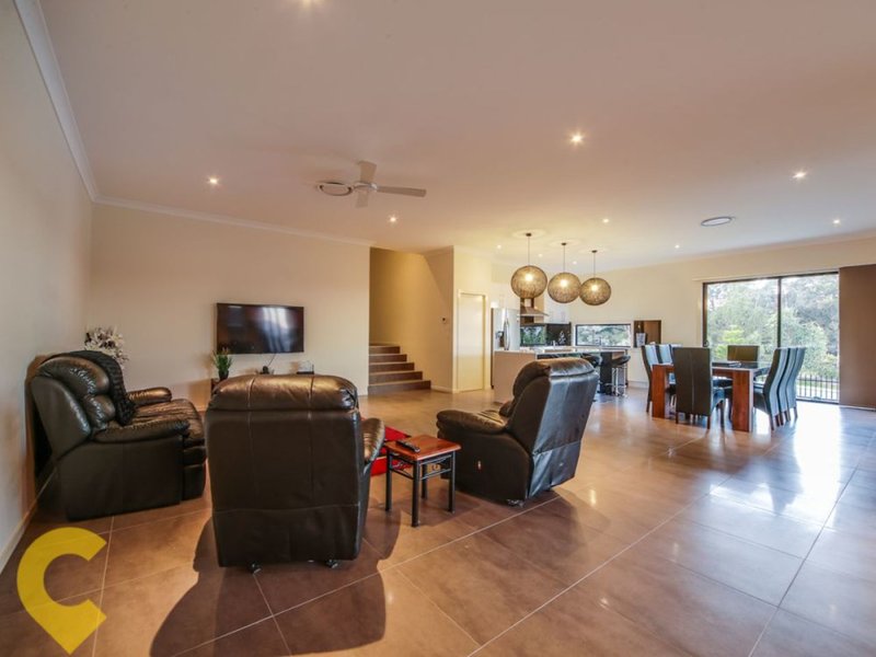 Photo - 2 Coachella Crescent, Upper Coomera QLD 4209 - Image 13