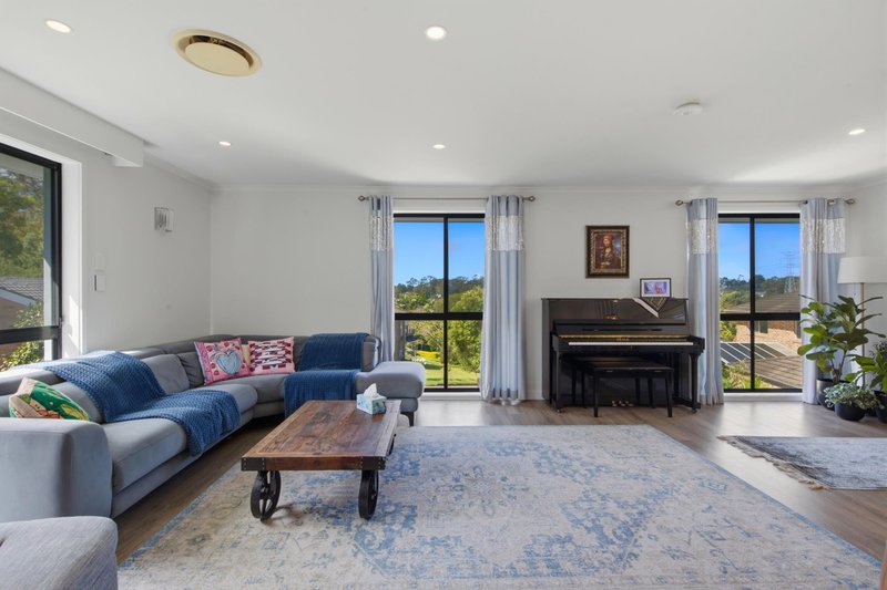 Photo - 2 Coachline Place, Belrose NSW 2085 - Image 4