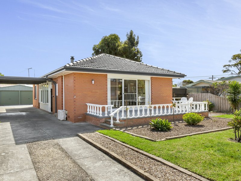 2 Coatsworth Avenue, St Leonards VIC 3223