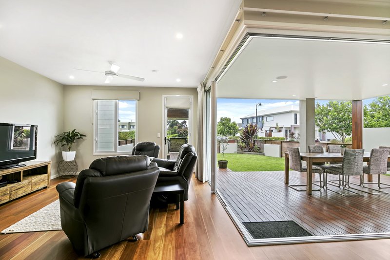 Photo - 2 Cobbold Lane , Maroochydore QLD 4558 - Image 7