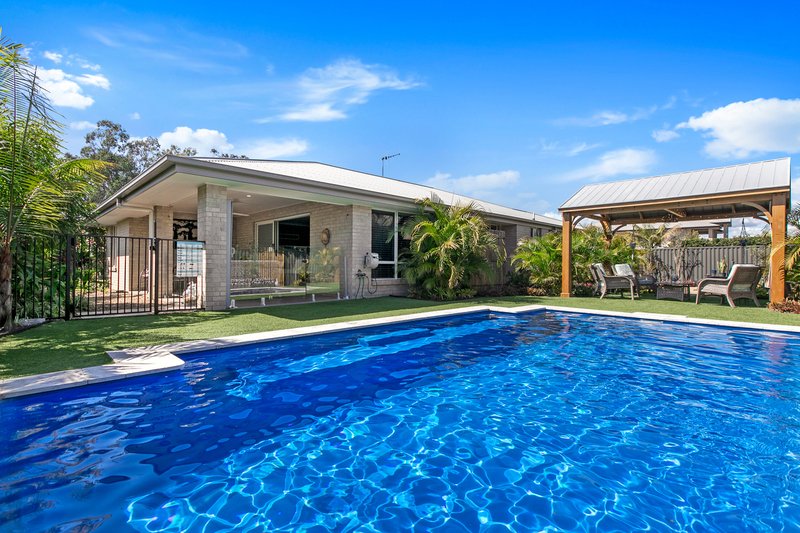 Photo - 2 Cockle Court, Burrum Heads QLD 4659 - Image 10