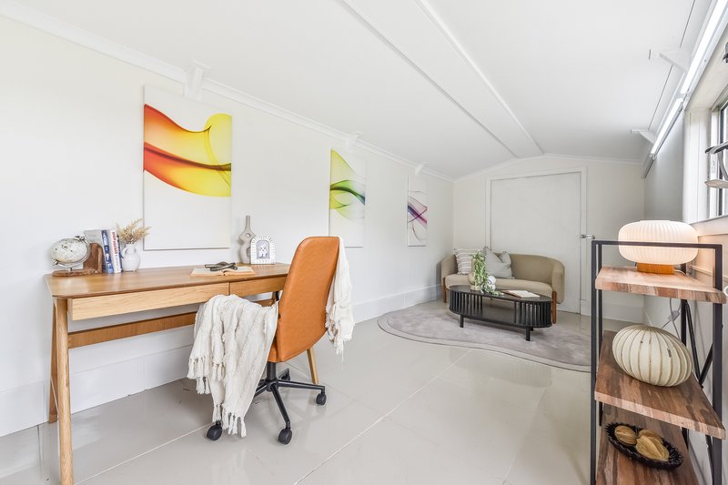 Photo - 2 Cohuna Court, Burwood East VIC 3151 - Image 13