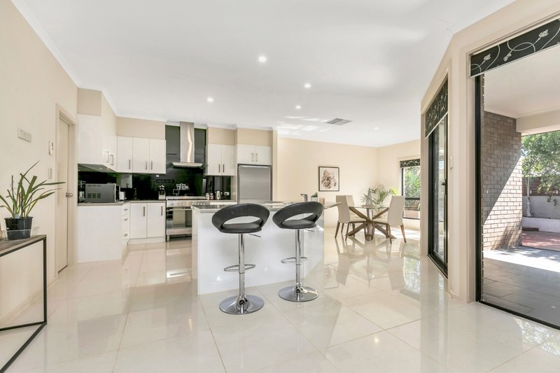 Photo - 2 Coker Place, Blakeview SA 5114 - Image 3