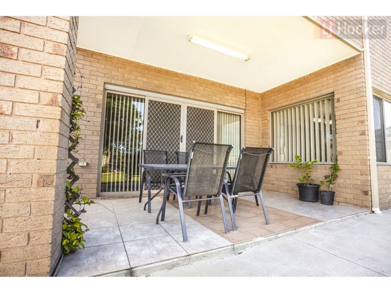 Photo - 2 Colchester Cct , Roxburgh Park VIC 3064 - Image 22