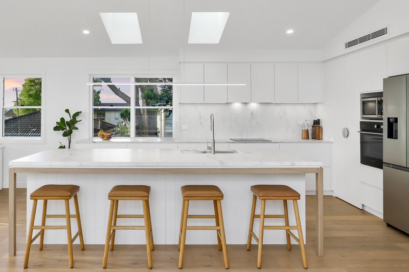 Photo - 2 Colin Street, Saratoga NSW 2251 - Image 5