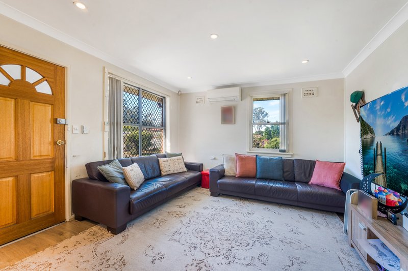 Photo - 2 Colly Place, Busby NSW 2168 - Image 5