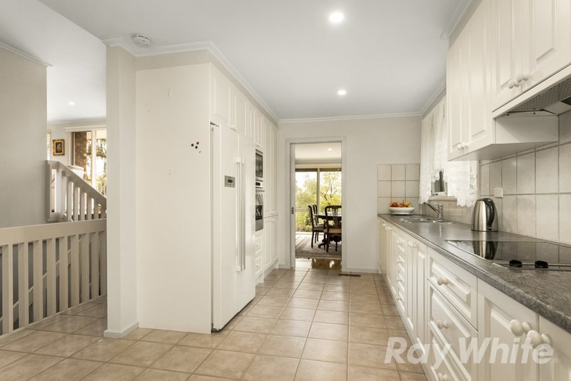 Photo - 2 Colonial Close, Wheelers Hill VIC 3150 - Image 2