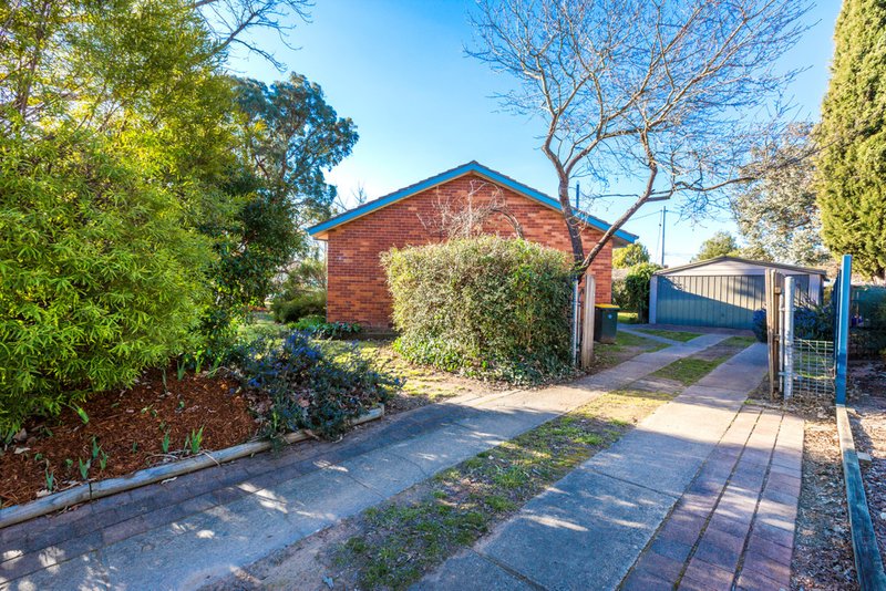 Photo - 2 Colton Place, Downer ACT 2602 - Image 4