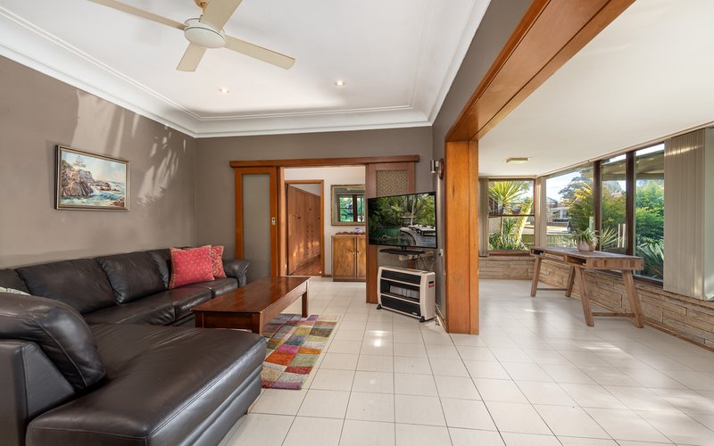 Photo - 2 Combara Avenue, Caringbah NSW 2229 - Image 3